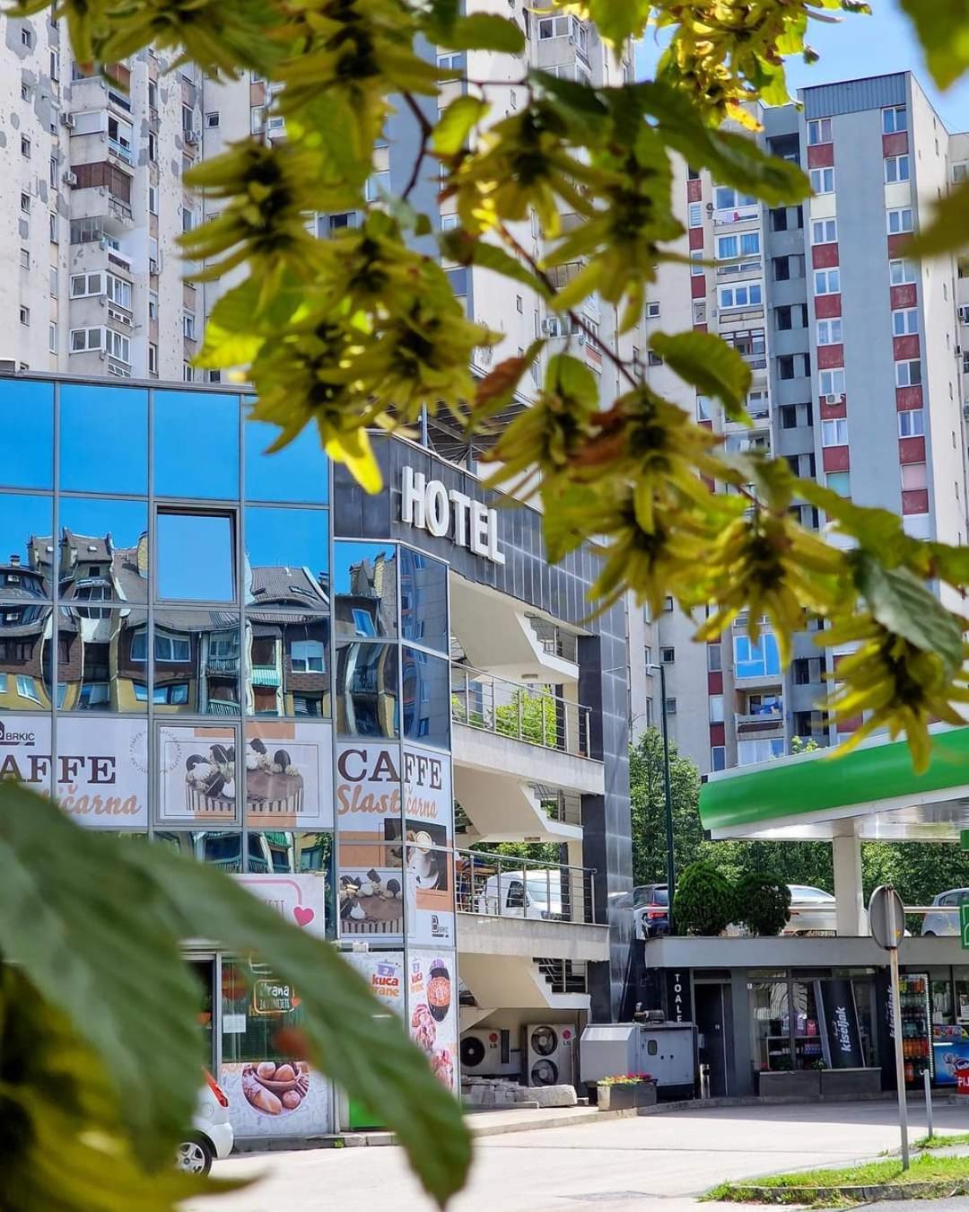 Hotel Brkic Sarajevo Airport - Free Parking Exterior foto